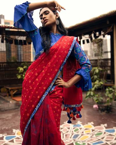 Women's Fashionable Saree