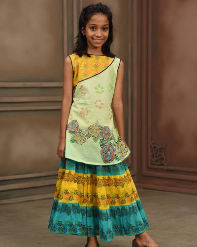 Girls Fashionable Frocks