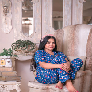 Navy blue floral set